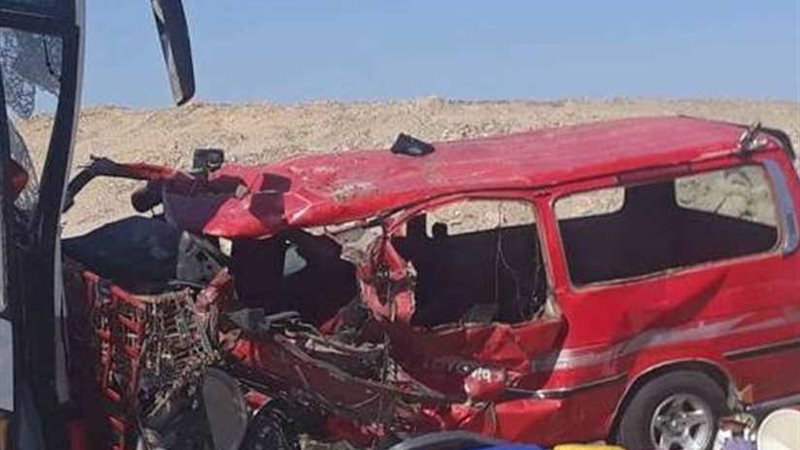 إصابة 13 شخصًا جراء