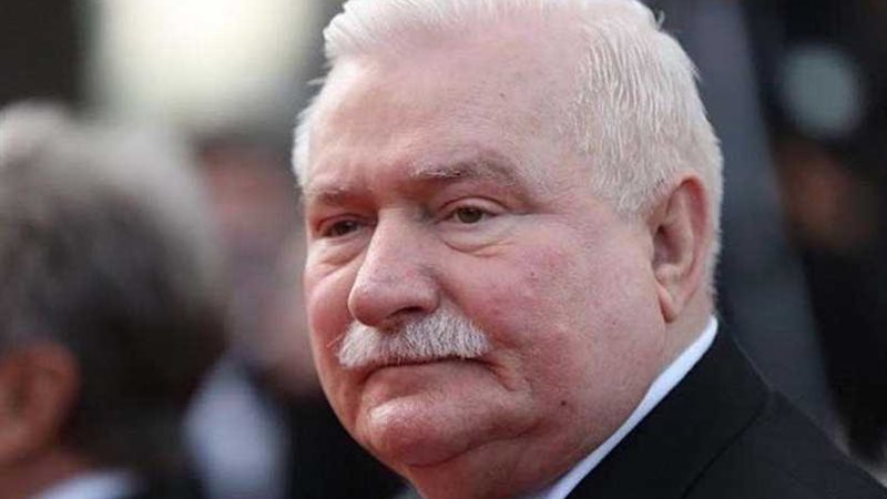 رئيس بولندا السابق