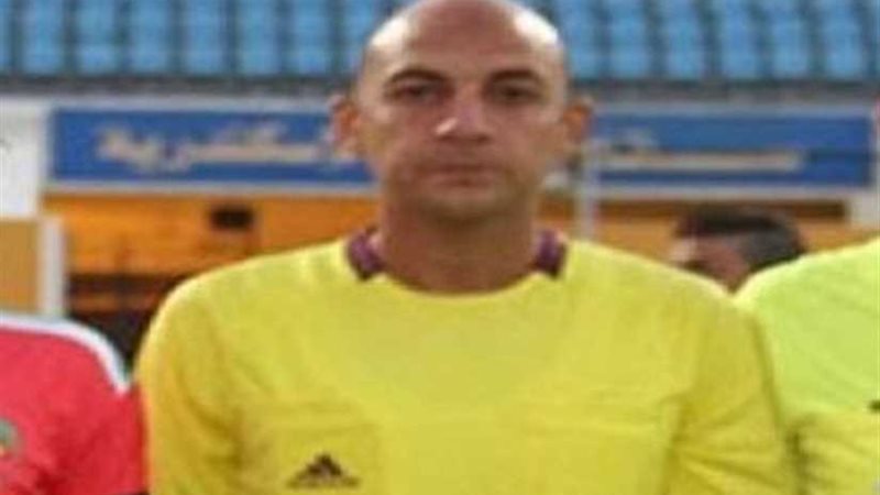 عادل حكماً للقاء