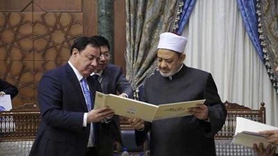 الإمام الأكبر: الأزهر يدعو للتعايش بين أتباع الأديان