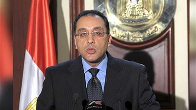 مدبولي يوجه بتشكيل لجنة وزارية للأمن الغذائي لضمان توفر السلع الاستراتيجية بالأسواق