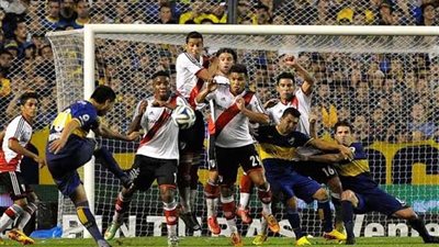 ريفر بليت يتعادل أمام بوكا جونيورز 2/2 في ذهاب كأس ليبرتادوريس