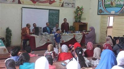 ندوات لطلاب مدارس أسيوط لرفع الوعي السياحي.. صور