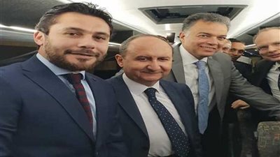 بيراميدز يتسلم أتوبيس اللاعبين بحضور وزيري الصناعة والنقل