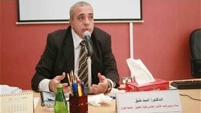قانوني يطالب بتغليظ عقوبات الغناء بدون ترخيص