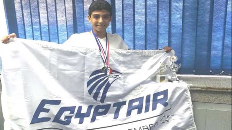 مصر للطيران تجدد