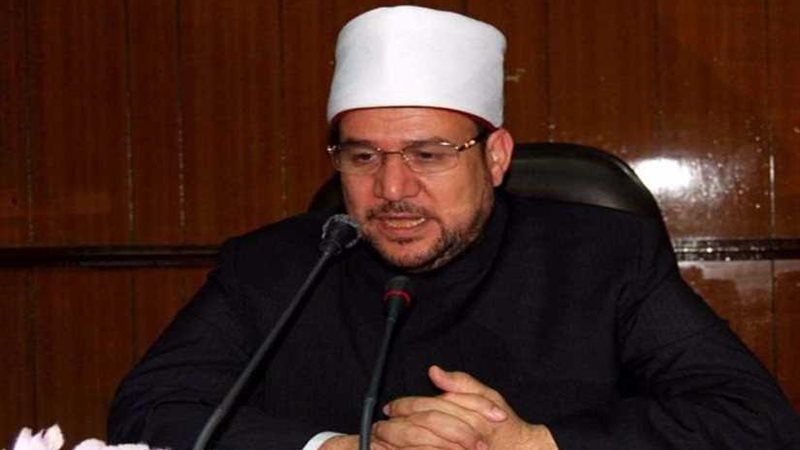 وزير الأوقاف يدعو