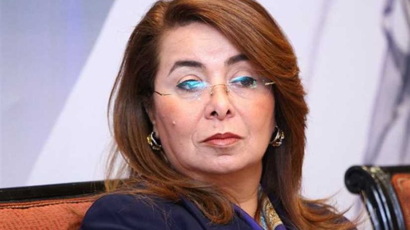 غادة والي تفتتح معرض