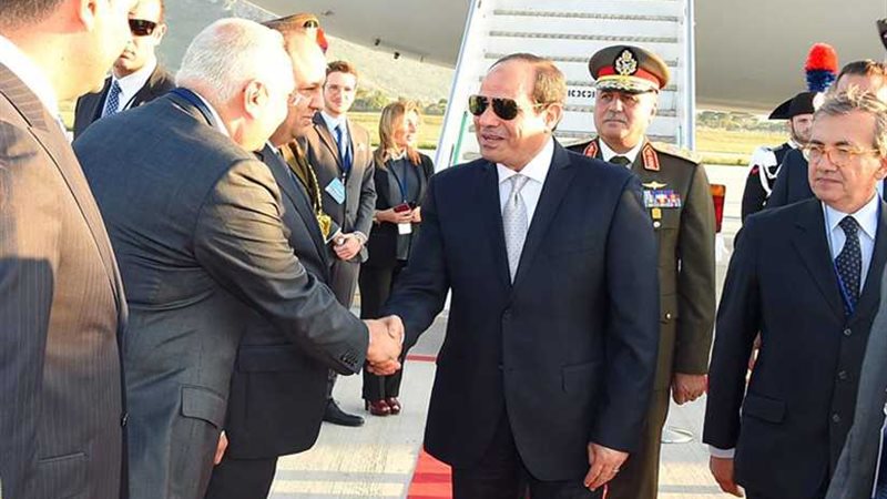 الاستعلامات: زيارة