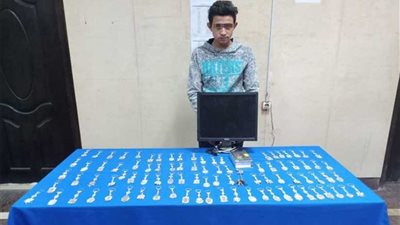 القبض على عامل سرق 4 كيلو فضيات في الجمالية