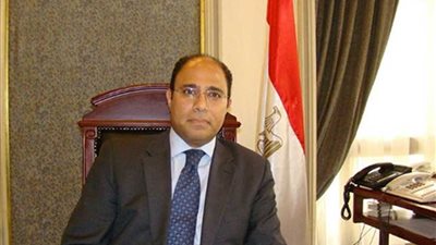 سفير مصر في كندا يقدم أوراق اعتماده للحاكم العام الكندي