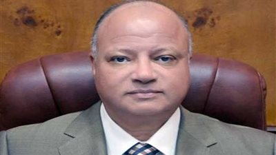 محافظ القاهرة: لا تهاون فى إزالة العقارات المخالفة