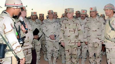 رئيس الأركان يتفقد مشروع مراكز القيادة 