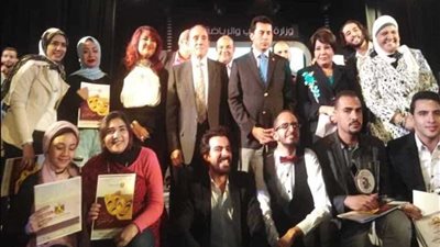 مسرح شباب ناصر ملوي يتوج بلقب ثالث جمهورية اليوم