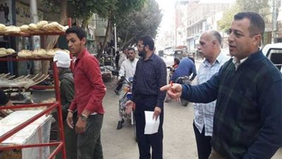 محافظ المنيا يُحيل 55 موظفا بالعدوة للتحقيق