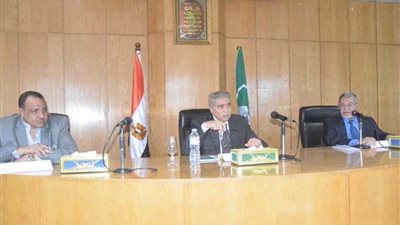 محافظ المنيا يوجه التخطيط العمراني بإنجاز المخططات الإستراتيجية والتفصيلية