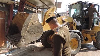 إزالة 1794 تعديا فى حملة مكبرة بكوم حمادة 