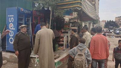 حملة لرفع الإشغالات الجائرة بمنطقة المحكمة في طنطا