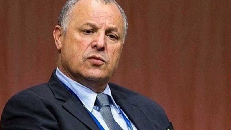 هاني أبوريدة يبحث