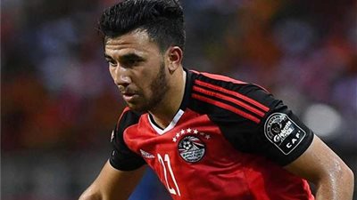 تريزيجيه يعدل النتيجة لمصر بهدف في شباك تونس