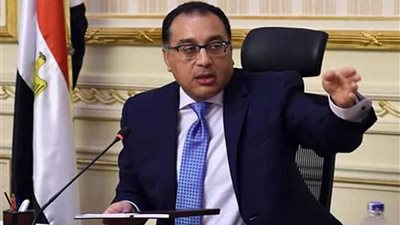 رئيس الوزراء يشكل لجنة لتعديل قانون الجمعيات