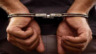 سائق يتهم مُدرسة بالتعدي على نجله بالبحيرة