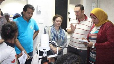 نائب محافظ البحر الأحمر يشيد بجهود خدمة مرضى العيون