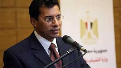 وزير الشباب والرياضة يؤكد اهتمام القيادة السياسية بتحقيق التنمية