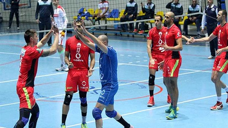 فوز الأهلي وخسارة