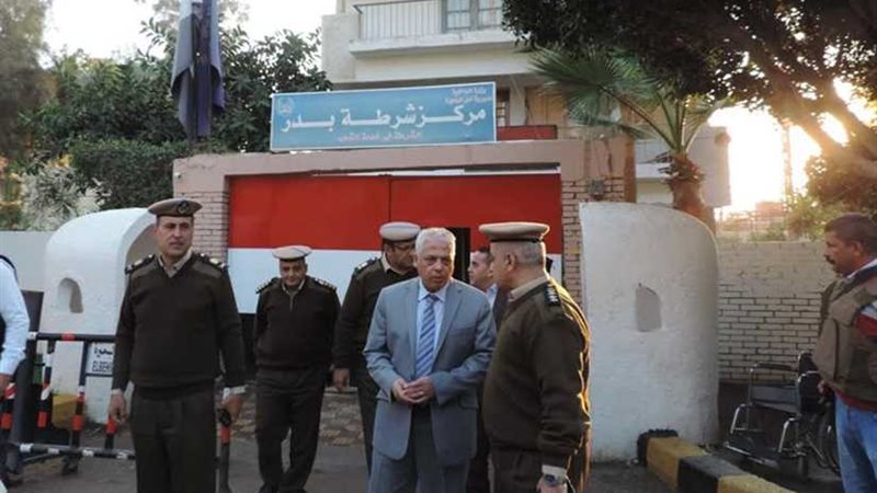 بالصور.. مدير أمن