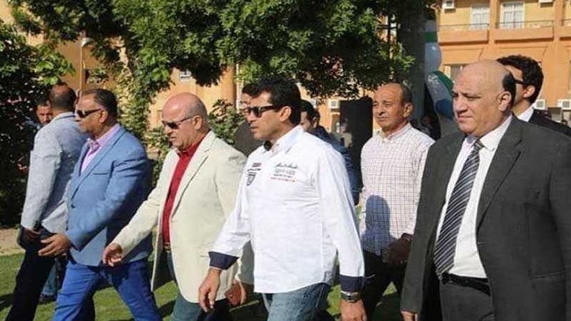 أشرف صبحي ووفد لجنة