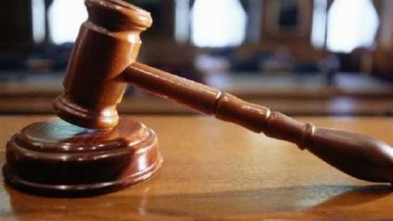 تأجيل محاكمة 215