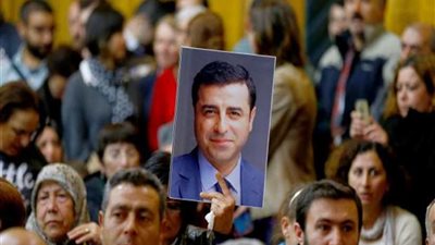 المحكمة الأوروبية لحقوق الإنسان تدين تركيا في قضية احتجاز 