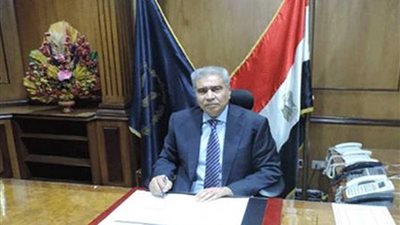 محافظ المنيا يشهد جلسة صلح بين عائلتين بمركز ملوي