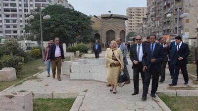 محافظ الغربية يبحث تطوير 