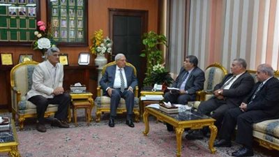 محافظ الدقهلية يستقبل وفد كلية الزراعة بجامعة المنصورة
