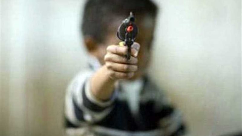 طفل عمره عامان يقتل