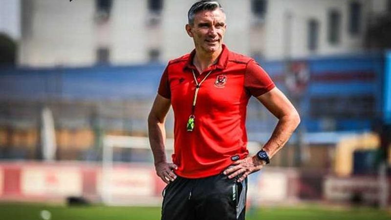 كارتيرون يحفز اللاعبين