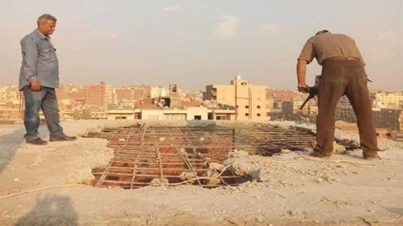 إزالة 11 برجًا مخالف