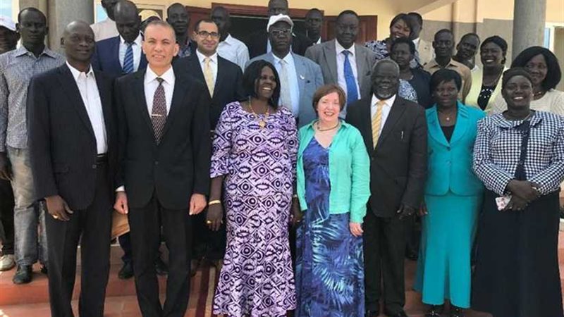 الخارجية توفد قافلة