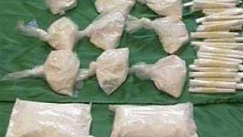 ضبط تشكيل عصابي بحوزته