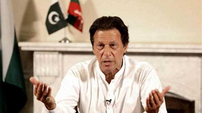 رئيس وزراء باكستان يأمر بفتح تحقيق في الهجوم على القنصلية الصينية في كراتشي