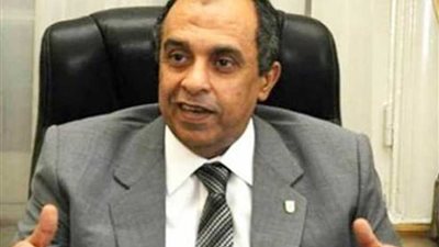 وزير الزراعة يبحث الاستفادة من خبرة إسبانيا في زراعة الزيتون بمصر