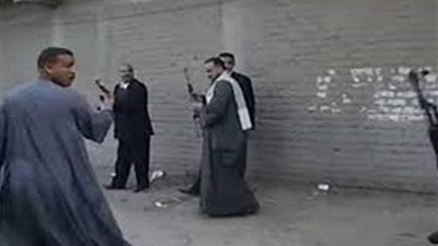 إصابة 4 في مشاجرة بالأسلحة النارية بسبب معاكسة فتاة بالخانكة