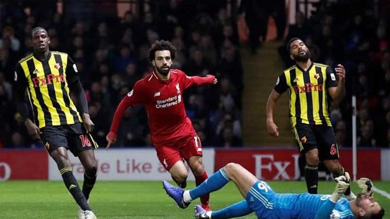 «صلاح» يُسجل ويقود