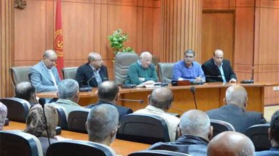 المحافظ يوجه بسرعة الانتهاء من أعمال تطوير بورسعيد استعدادًا لاحتفالات عيد النصر