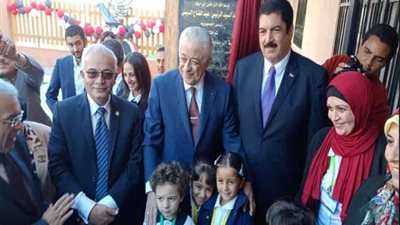 بالصور.. وزير التربية والتعليم ومحافظ القليوبية يفتتحان المدرسة الدولية الحكومية بالعبور