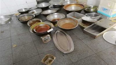 مداهمة محل سمك شهير بمدينة نصر.. صور