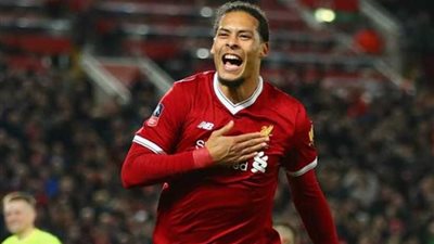 فان دايك مدافع ليفربول: لا بديل عن الفوز في مواجهة باريس سان جيرمان