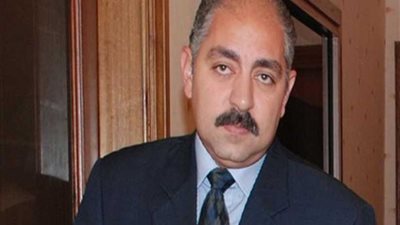 الأهلي يكثف اتصالاته مع وزير الرياضة لحل أزمة حضور الجماهير للمباريات